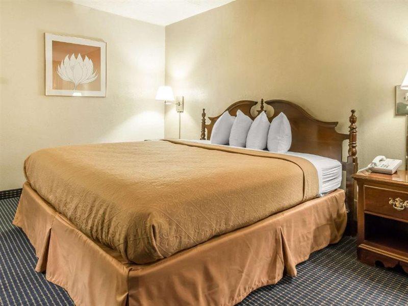 Quality Inn & Conference Center Somerset Ngoại thất bức ảnh