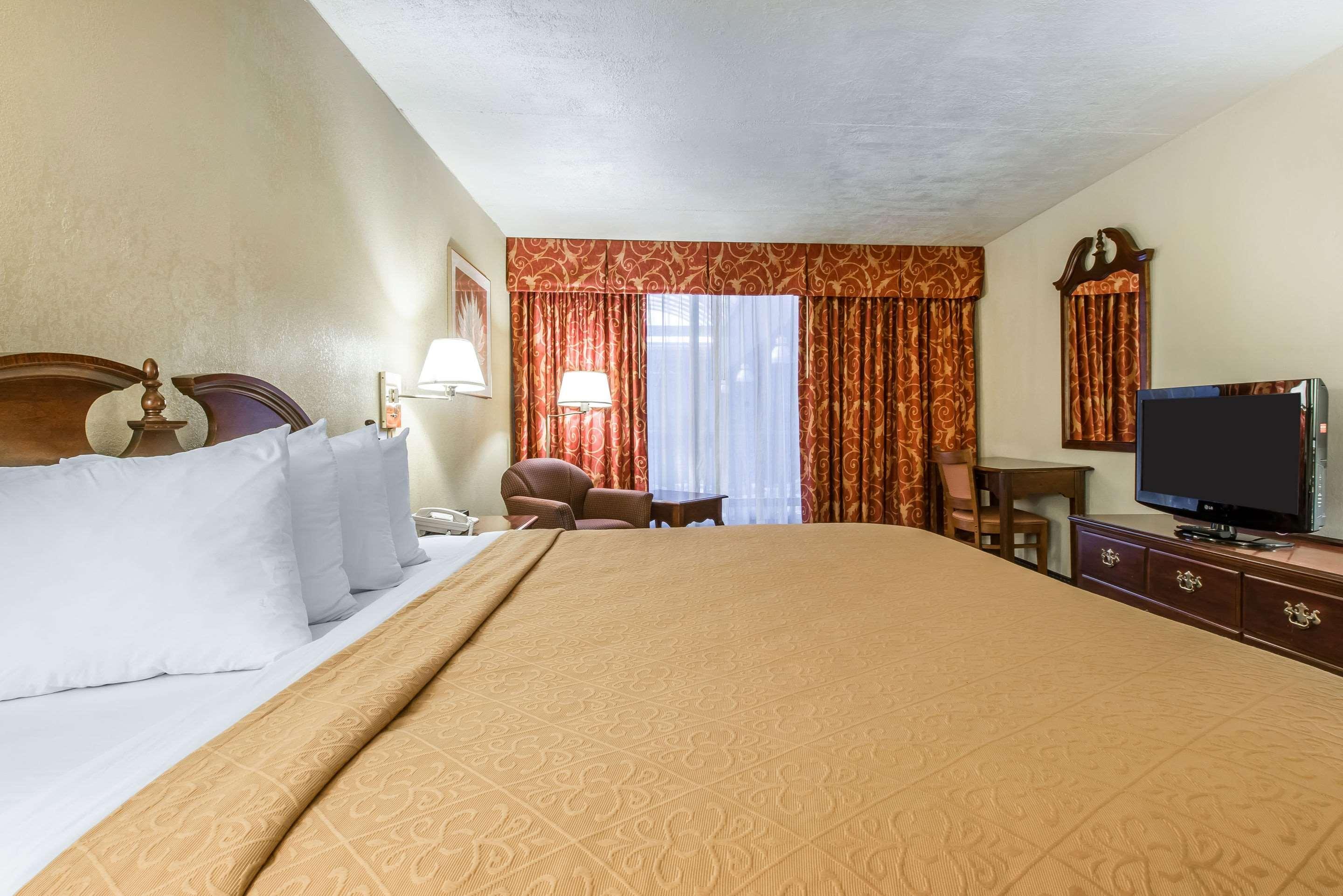 Quality Inn & Conference Center Somerset Ngoại thất bức ảnh