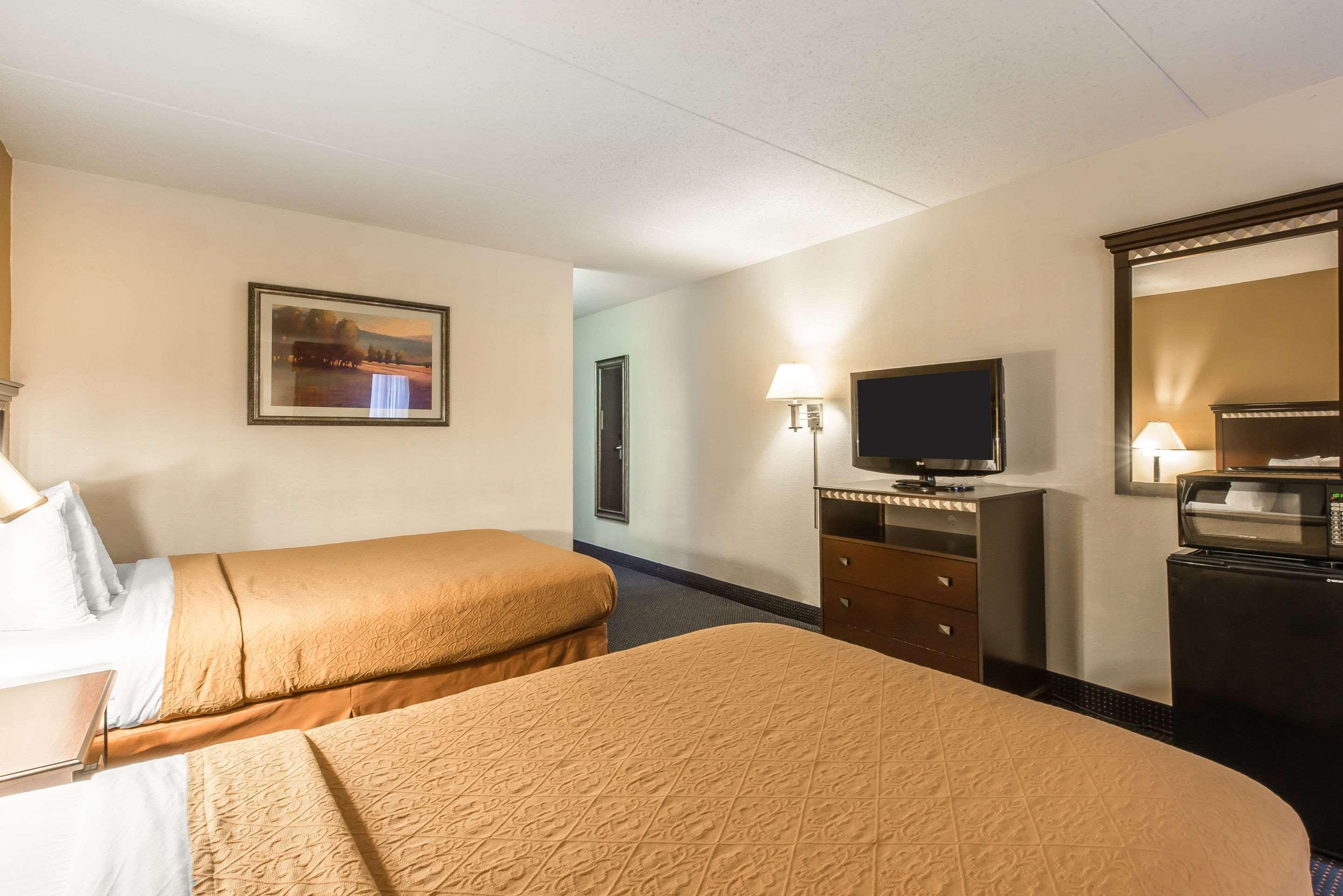 Quality Inn & Conference Center Somerset Ngoại thất bức ảnh