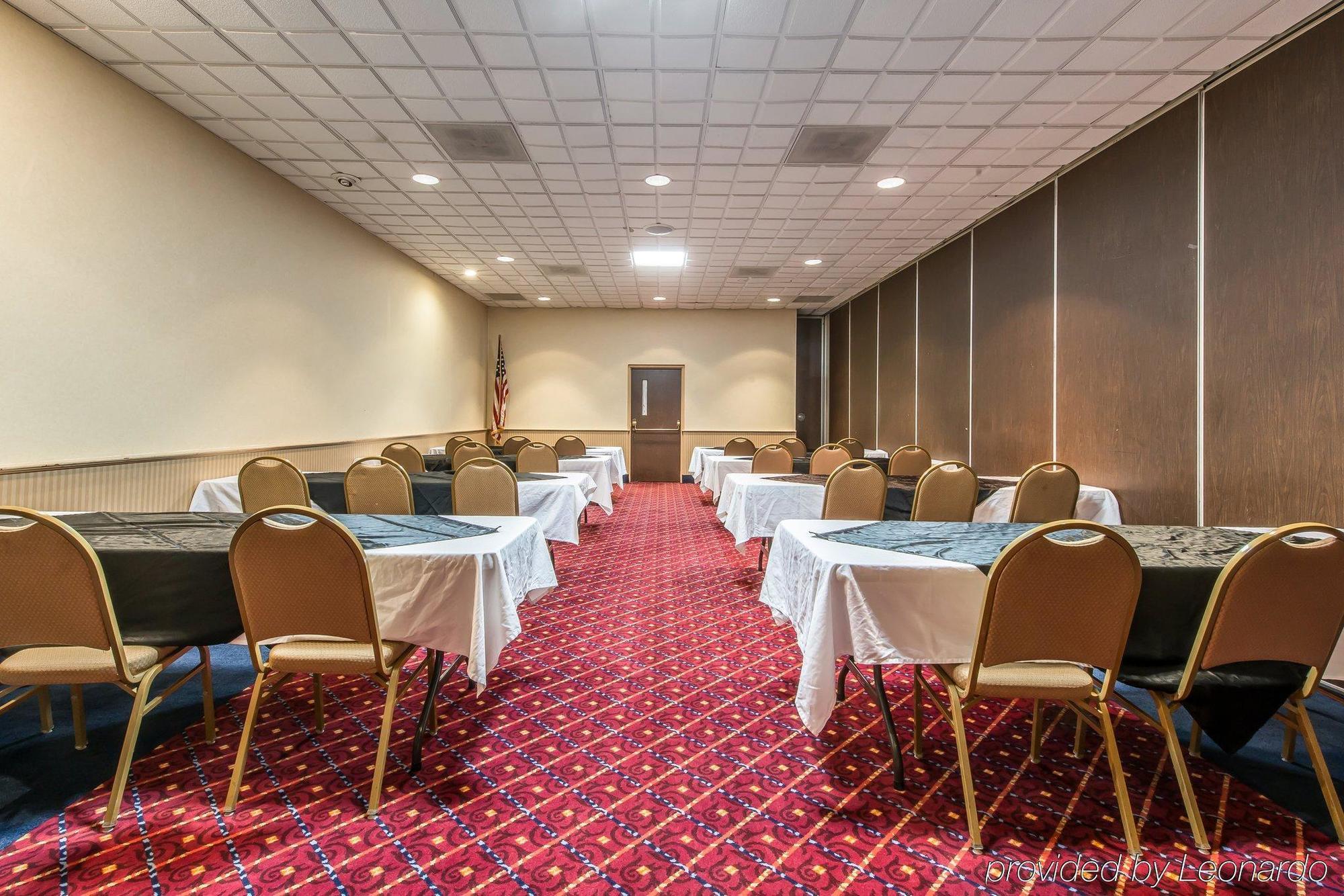 Quality Inn & Conference Center Somerset Ngoại thất bức ảnh