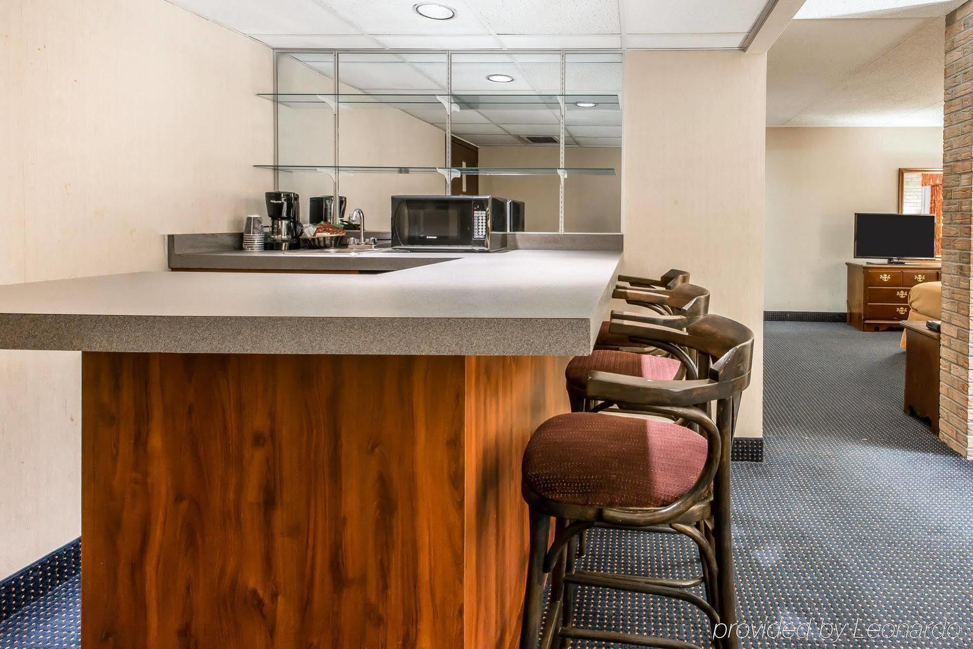 Quality Inn & Conference Center Somerset Ngoại thất bức ảnh