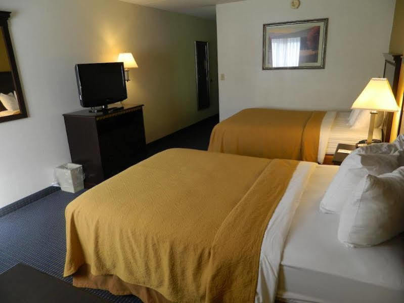 Quality Inn & Conference Center Somerset Ngoại thất bức ảnh