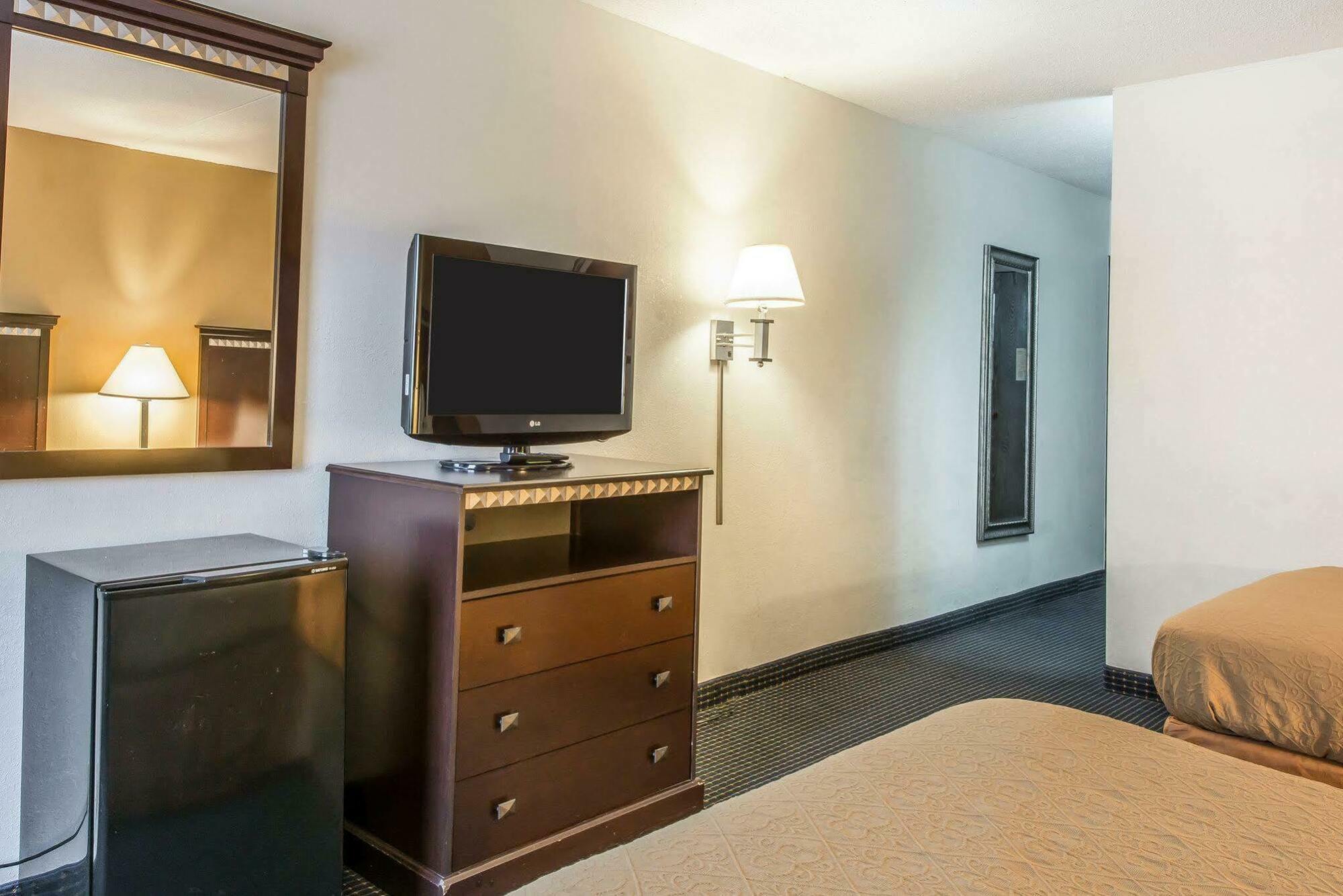 Quality Inn & Conference Center Somerset Ngoại thất bức ảnh